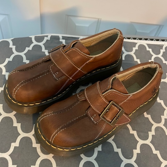Dr. Martens Shoes - Vintage Dr Martens brown leather shoes with buckle, size 7